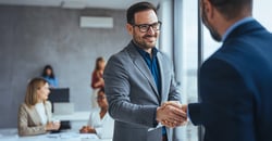 Mastering Change Management During Payroll Transition: Key Impacts on Employees